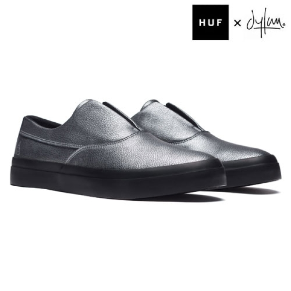 DYLAN SLIP ON SILVER METAL VC00053HO18 スニーカー|HUF|ストリート 