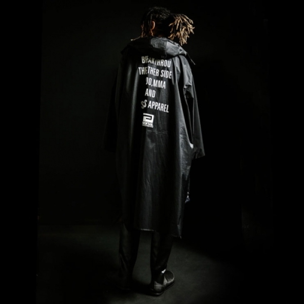KiU x rvddw SLEEVE RAIN PONCHO rvkiu301 ポンチョ レイン