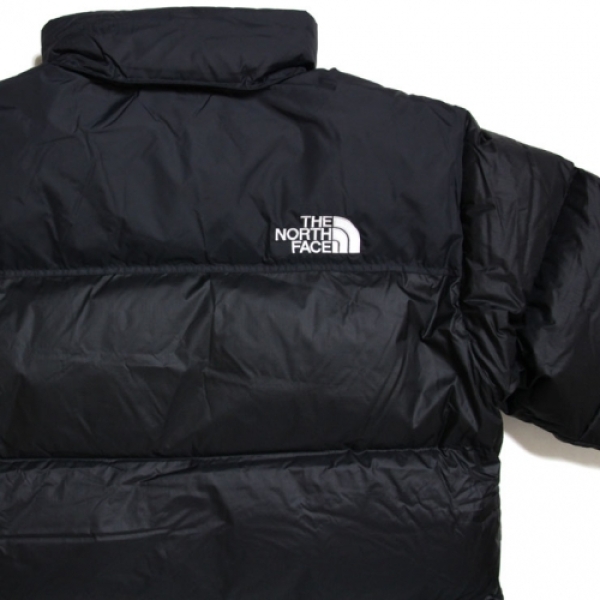 1996 RETRO NUPTSE JACKET NF0A3C8D ブラック(JK3) ダウン