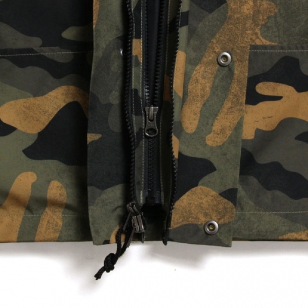 1990 MOUNTAIN JACKET GTX II NF0A3XEJ カモ(F32) マウンテンパーカー