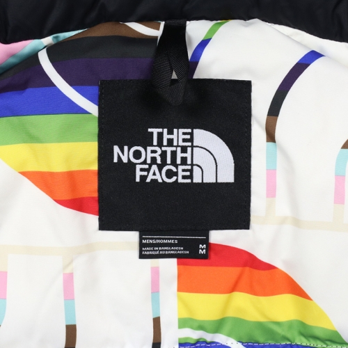 M 1996 RETRO NUPTSE PRIDE JACKET NF0A7QKW